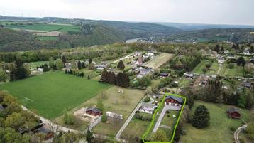 Rustig gelegen chalet met 3 slpk, grote zonnige tuin, garage disponible aux enchères