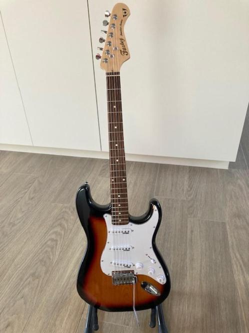 Elektrische gitaar, Muziek en Instrumenten, Snaarinstrumenten | Gitaren | Elektrisch, Zo goed als nieuw, Solid body, Overige merken