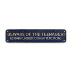 Beware of teenager zwaar gietijzer bord leuke mancave kado, Ophalen of Verzenden, Zo goed als nieuw, Reclamebord