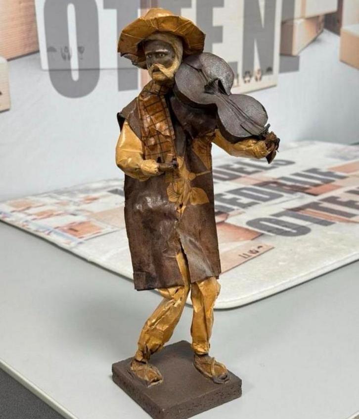 Vintage Mexicaanse Papier-Maché Pop beeldje mexico 35cm, Verzamelen, Beelden en Beeldjes, Zo goed als nieuw, Mens, Ophalen of Verzenden