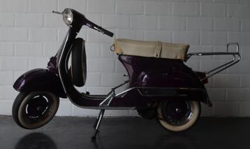 Vespa Primavera 125 Old timer puur Fun & decoratie object beschikbaar voor biedingen
