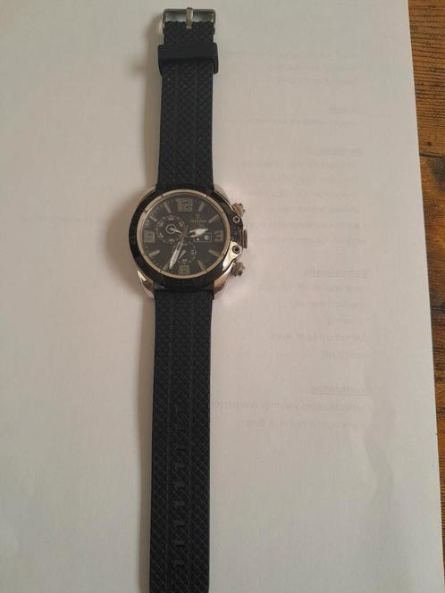 Festina mannen horloge, sportief type., Handtassen en Accessoires, Horloges | Heren, Zo goed als nieuw, Polshorloge, Staal, Kunststof