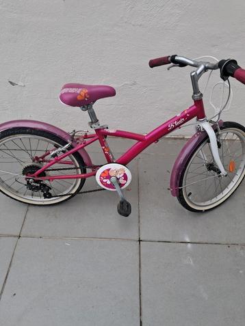 Vélo fille 6/ 7 ans lire annonce beschikbaar voor biedingen