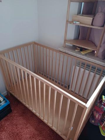 Houten ledikant peuter, Kinderen en Baby's, Babywiegjes en Ledikanten, Ophalen of Verzenden, Zo goed als nieuw, Ledikant