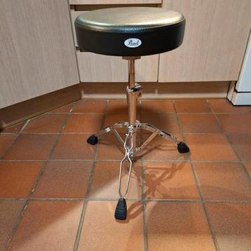 Pearl D-930 drum kruk voor uw drumstel in zgst  beschikbaar voor biedingen