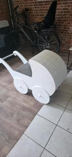 Babywagen in hout te koop, Kinderen en Baby's, Ophalen, Zo goed als nieuw