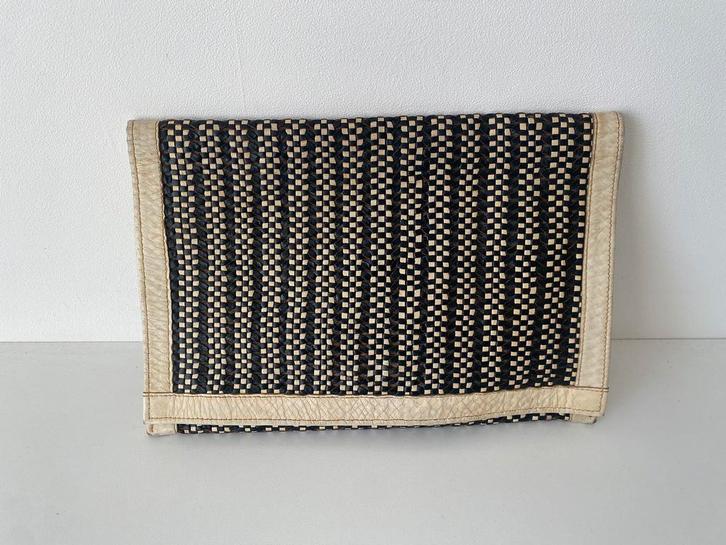 Vintage leder handtas zwart/wit, Handtassen en Accessoires, Tassen | Damestassen, Zo goed als nieuw, Handtas, Wit, Ophalen of Verzenden