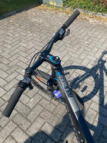 rockrider 520 beschikbaar voor biedingen