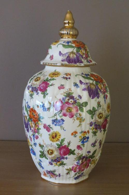 Boch Frères Kéralux fleurs de saxe - vaas met deksel, Antiek en Kunst, Antiek | Vazen, Ophalen of Verzenden