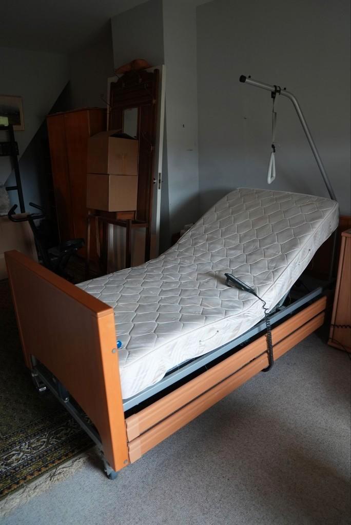 Lit médicalisé, Divers, Matériel Infirmier, Utilisé, Enlèvement