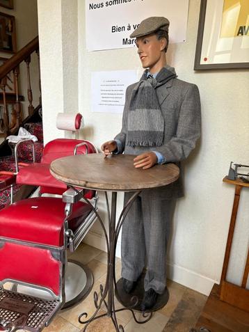 Dar Mannequin ancien en bois et papier mâché –DAR 260 beschikbaar voor biedingen