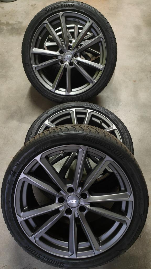 Velgen 19" + winterbanden, Autos : Pièces & Accessoires, Pneus & Jantes, Jante(s), Pneus hiver, 19 pouces, 245 mm, Véhicule de tourisme