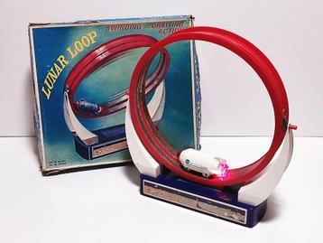 space Lunar loop Daya Japan beschikbaar voor biedingen