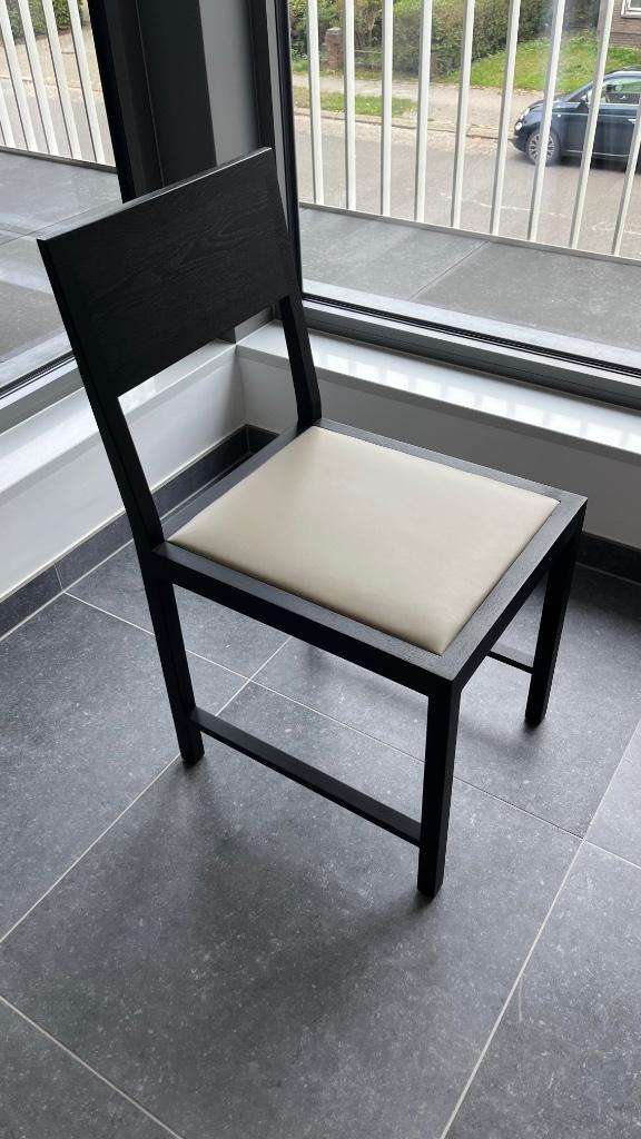 Eetkamerstoelen, Huis en Inrichting, Stoelen, Zo goed als nieuw, Vijf, Zes of meer stoelen, Hout, Zwart, Ophalen