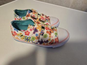 Schoenen beschikbaar voor biedingen
