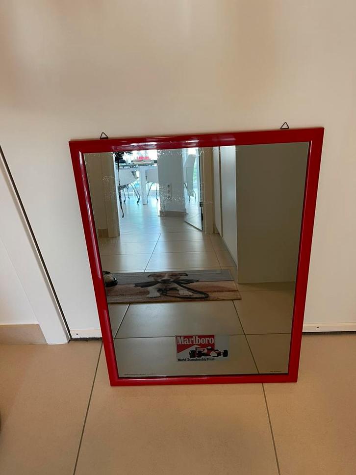 World championship Team Marlboro, Huis en Inrichting, Woonaccessoires | Spiegels, Zo goed als nieuw, Ophalen