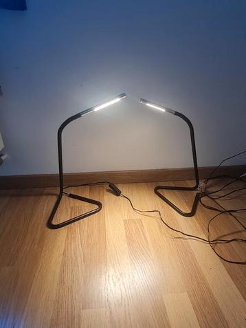 2 IKEA Led zwarte bureaulampen beschikbaar voor biedingen