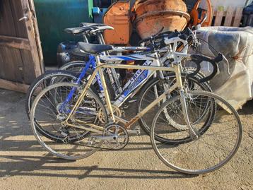 lot koersfiets fiets heel goed stan biedin. Geen onzinnige b beschikbaar voor biedingen