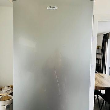 Réfrigérateur avec compartiments de congélation à vendre