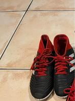 voetbalschoen adidas plat zonder noppen 36,5, Sport en Fitness, Schoenen, Gebruikt, Ophalen of Verzenden