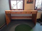 Grand bureau en pin massif,  3 tiroirs, Enlèvement, Utilisé, Bureau
