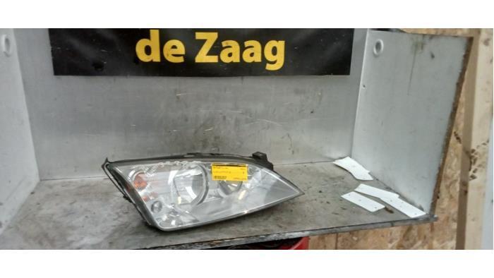 Koplamp rechts van een Ford Mondeo, Auto-onderdelen, Verlichting, Ford, Gebruikt, 3 maanden garantie, Ophalen of Verzenden