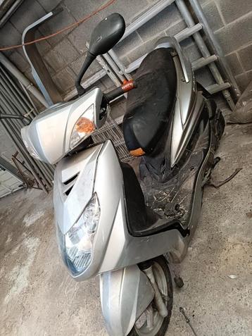 Scooter MBK flame Yamaha sylus 125