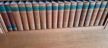 16 delige encyclopedie met 2 extra boeken beschikbaar voor biedingen