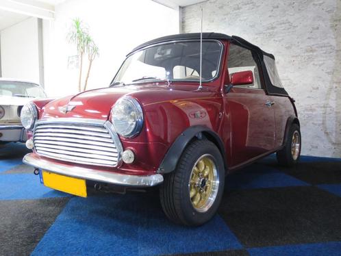 Mini Cabriolet, Autos, Mini, Particulier, Cabrio, Intérieur cuir, Jantes en alliage léger, Peinture métallisée, Toit ouvrant, Radio