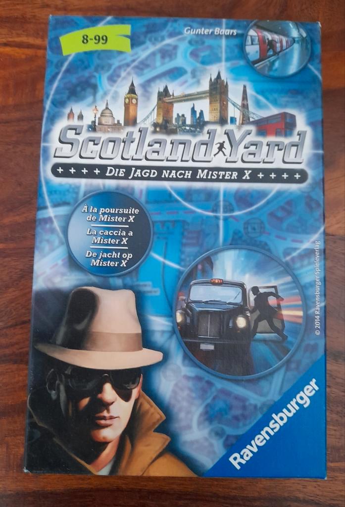 Spel Scotland Yard Chasing Mister X, Hobby en Vrije tijd, Gezelschapsspellen | Bordspellen, Zo goed als nieuw, Ophalen of Verzenden
