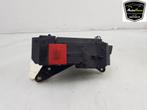 ZEKERINGKAST Mercedes-Benz C (W206) (|A2065409801|), Gebruikt, Mercedes-Benz