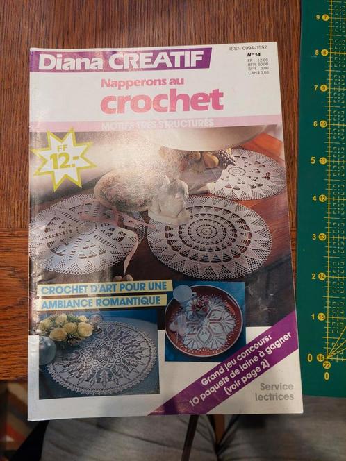 DIANA CREATIVE gehaakte placemats., Hobby en Vrije tijd, Breien en Haken, Gebruikt, Haken, Overige typen, Ophalen of Verzenden
