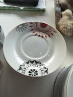 Servies Yong, Huis en Inrichting, Keuken | Servies, Ophalen, Zo goed als nieuw, Overige stijlen, Porselein