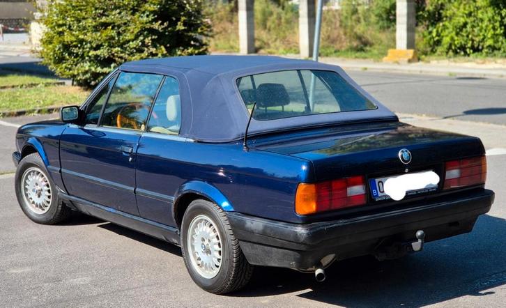 Bmw 318 an91 230mkm cuir mpack 1prop 6500€, Autos, Oldtimers & Ancêtres, Particulier, Vitres électriques, Radio, BMW, Essence