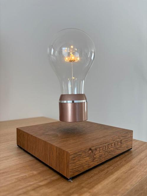 Zwevend Designlampje, Huis en Inrichting, Lampen | Tafellampen, Zo goed als nieuw, Ophalen