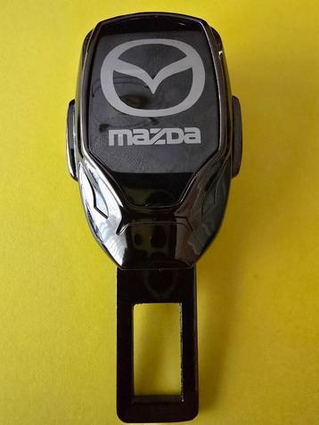 MAZDA - 2 veiligheidsgordelverlengers beschikbaar voor biedingen