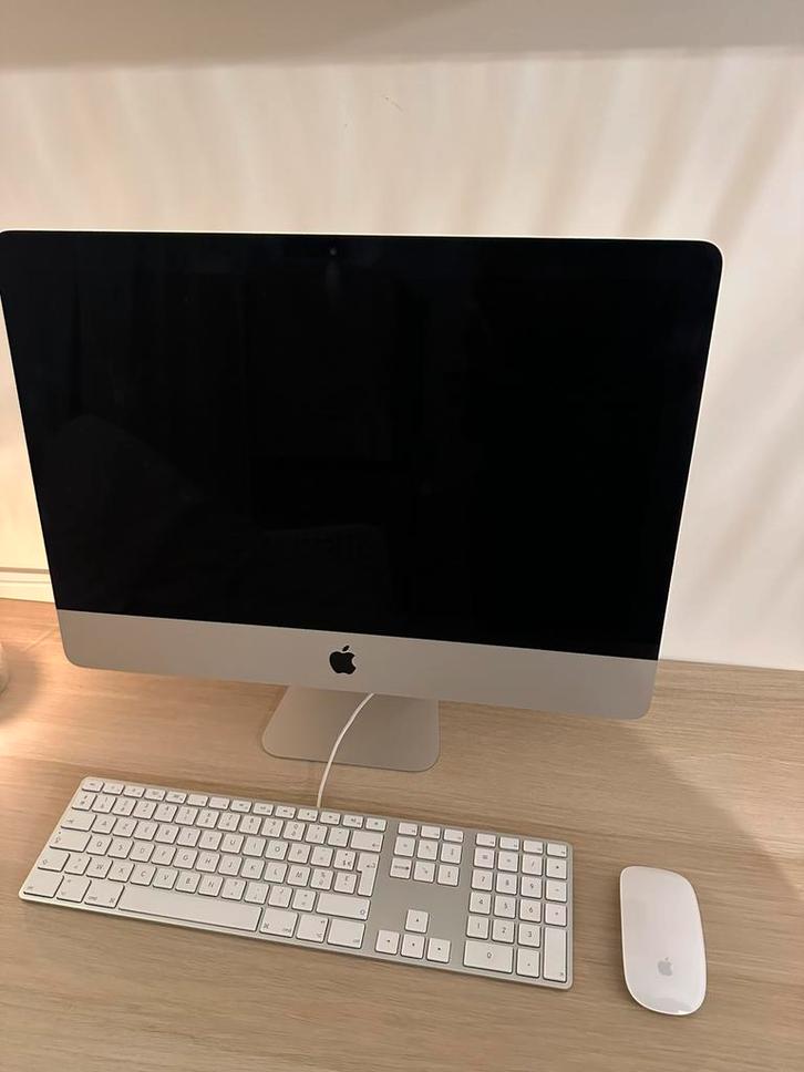 Imac, Computers en Software, Apple Desktops, Zo goed als nieuw, iMac, HDD, 8 GB, Ophalen