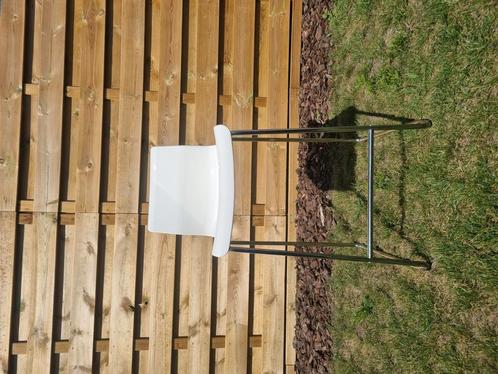 3 witte barstoelen in heel goede staat!, Huis en Inrichting, Barkrukken, Zo goed als nieuw, Ophalen