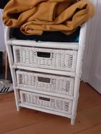 Commode/petit armoire vintage rotin, Maison & Meubles, Comme neuf, Enlèvement