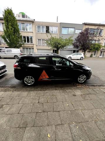 break Renault Clio AC en bon état à vendre, Autos, Achat, 898 cm³, Euro 6, Carnet d'entretien