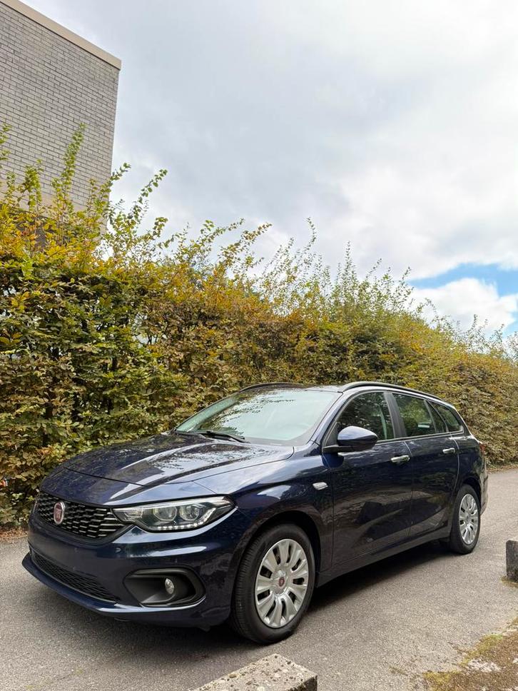 Fiat Tipo 1.4 benzine van 2018 met 109.000KM - GARANTIE, Auto's, Fiat, Bedrijf, Te koop, Tipo, ABS, Airbags, Airconditioning, Alarm
