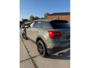 Wielrand achter van een Audi Q2 beschikbaar voor biedingen