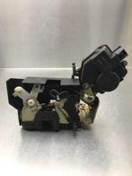 SERRURE DE PORTE RODS ARRIÈRE GAUCHE Hyundai Terracan, Utilisé, Hyundai