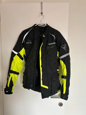 Motor vest Modeka M, met bescherming. beschikbaar voor biedingen