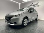 Peugeot 208 1.2i *GARANTIE 12 MOIS*1er PROPRIETAIRE*, Stof, Gebruikt, 1199 cc, 3 cilinders