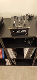 Allen & Heath Xone 23C DJ Mixer + Decksaver dust cover, Muziek en Instrumenten, Ophalen, Minder dan 5 kanalen, Microfooningang