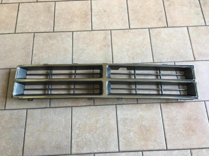 Te koop Chrome grill dodge d150 d250 d350 w150 w250 w350, Auto-onderdelen, Klein materiaal, Amerikaanse onderdelen, Oldtimer onderdelen