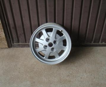 Lancia Beta FPS of Fiat 128 Cromodora 14" velg gezocht beschikbaar voor biedingen