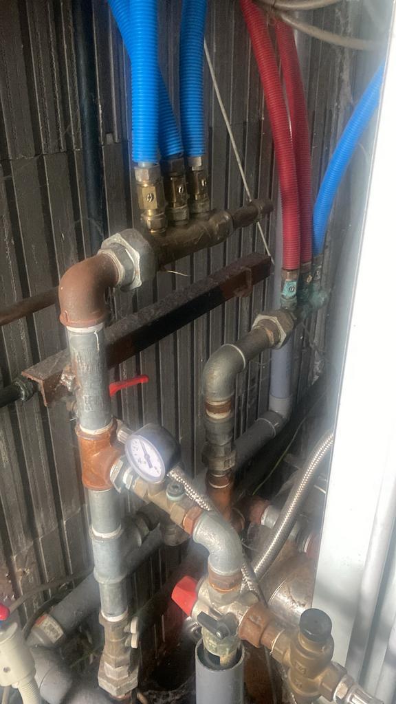 Cherche le plombier, Doe-het-zelf en Bouw, Sanitair, Kraan, Ophalen of Verzenden
