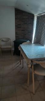 Keukentafel een stoelen gratis, Huis en Inrichting, Tafels | Eettafels, Ophalen